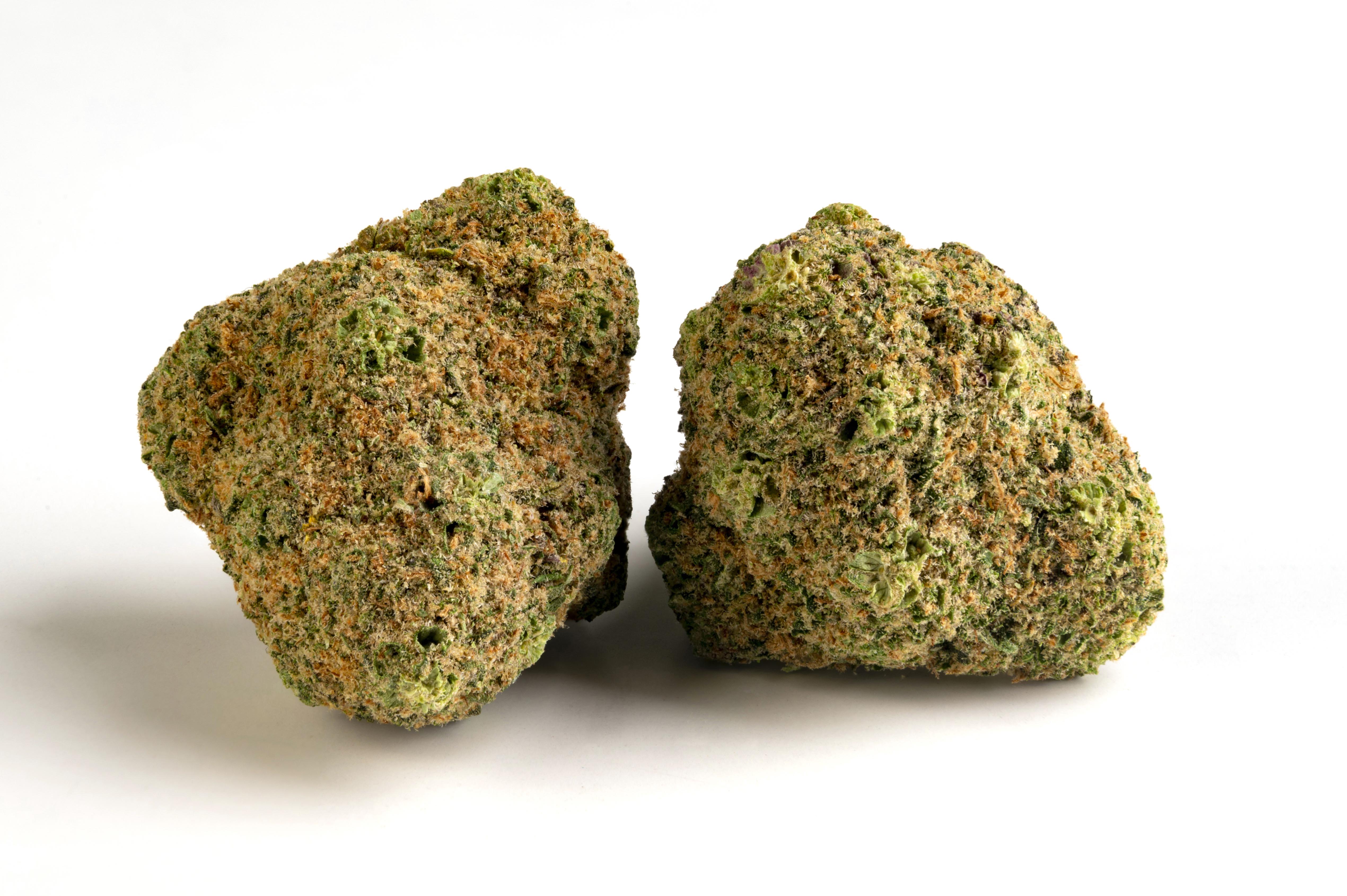 Pineapple Express - Cbd - Cannabis Light - Indoor Top Quality